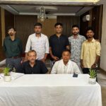 ‘কাজিৰঙা আঞ্চলিক সাংবাদিক সন্থাৰ নৱ নিৰ্বাচিত সভাপতি নীলপদ্ম শৰ্মা, সম্পাদক ৰঞ্জিত ৰজক।   অসম ৰাজ্যিক সাংবাদিক সন্থাৰ গোলাঘাট জিলাৰ সম্পাদক পৱন কামানৰ উপস্থিতিত গঠন কৰা হয় নতুন সমিতি